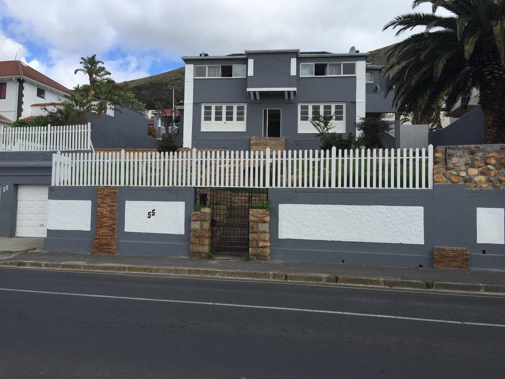 The Glam Guesthouse Cape Town Exterior photo